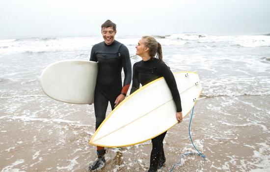 Cesine Cursos de verano - Surf